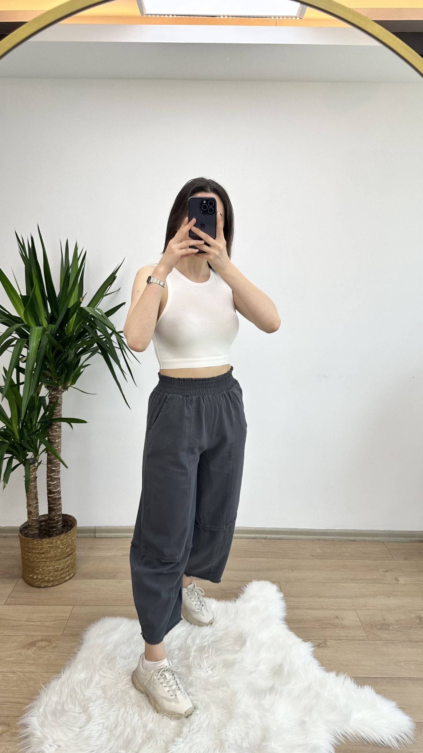 Beyaz Dilvin Halter Yaka Crop - Görsel 3