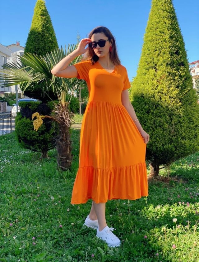 Turuncu V Yaka Penye Elbise