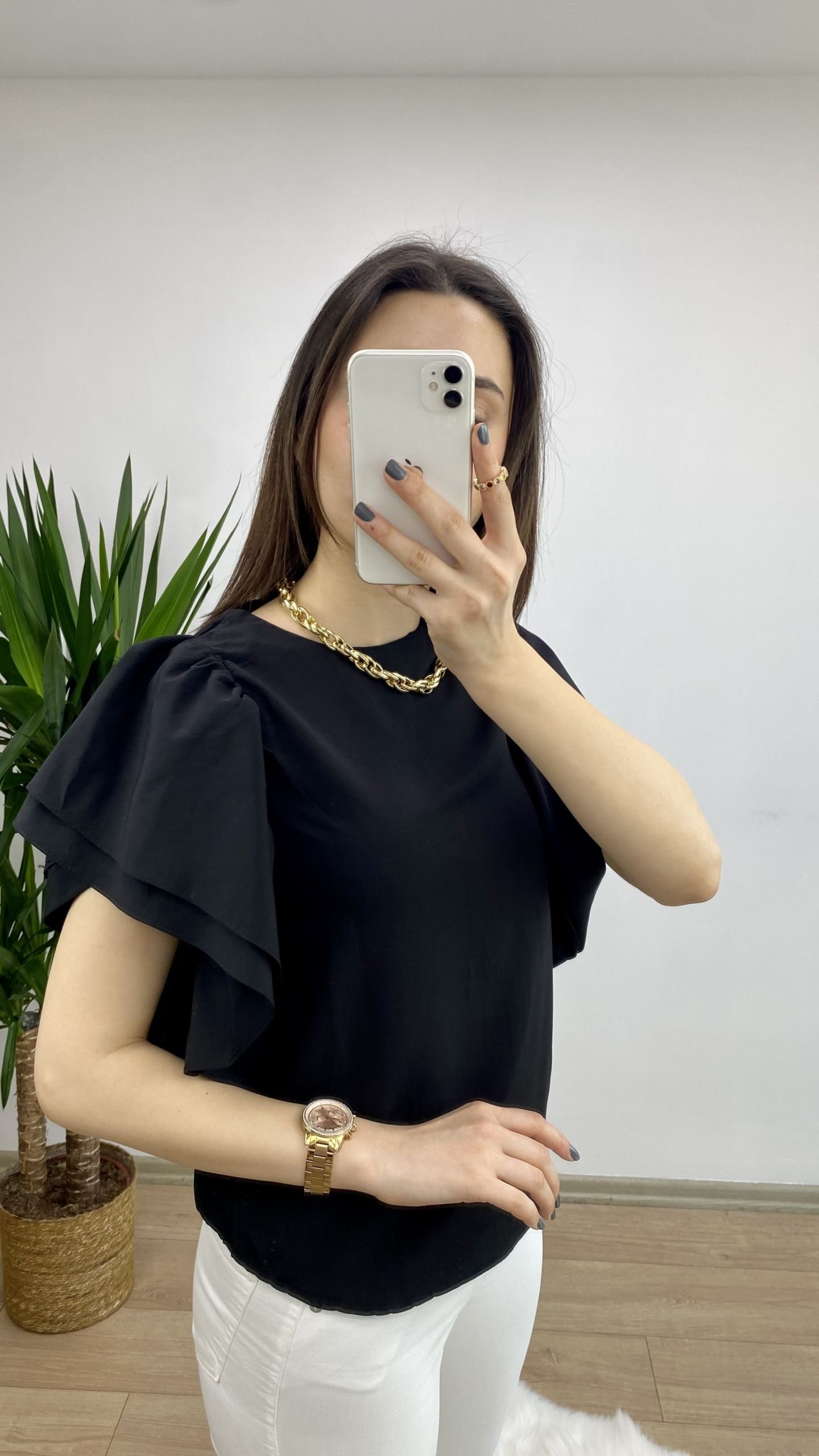 Siyah Kolları Volanlı Poplin Bluz - Görsel 3