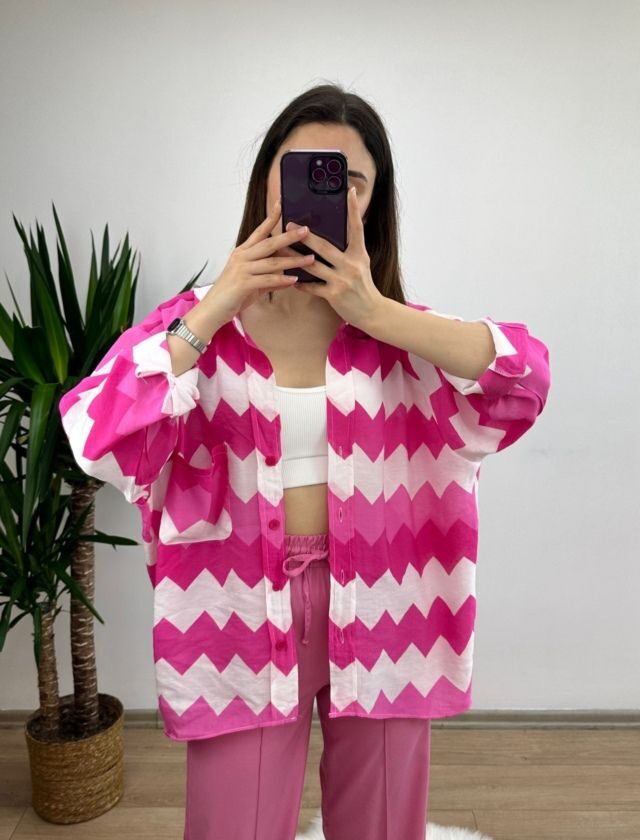 Pembe Zigzag Desen Oversize Gömlek