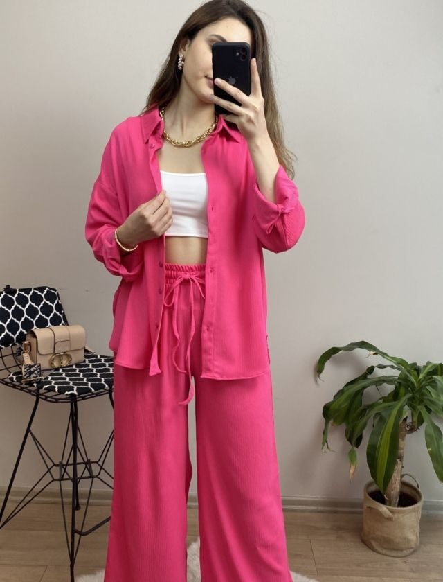 Pembe Krinkıl Kumaş Rahat Takım