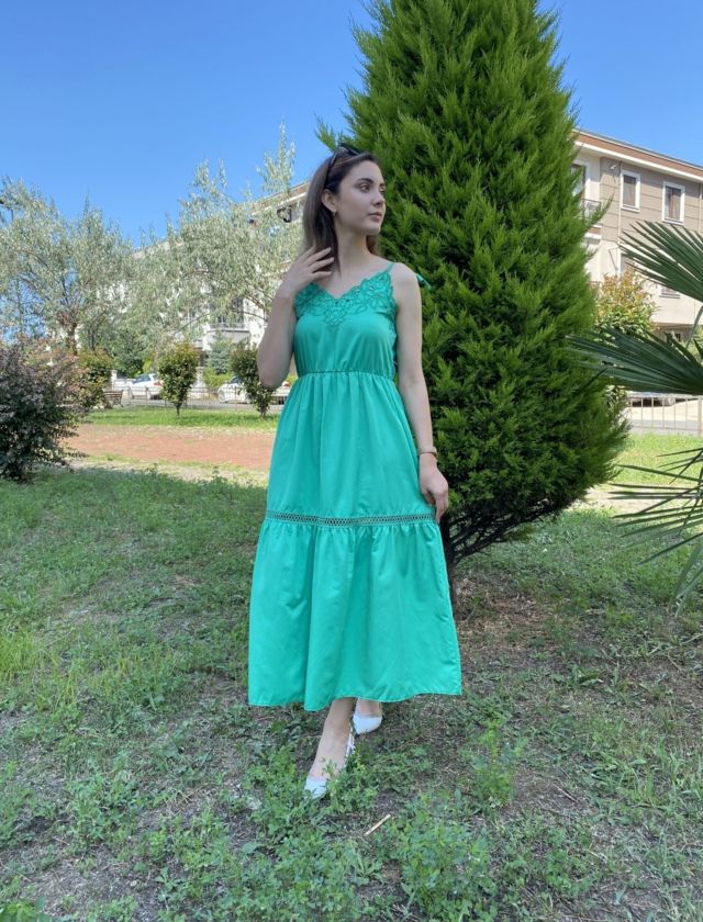 Mint Göğsü Fistolu Elbise