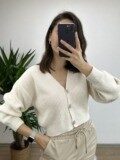 Ekru Taş Düğme Crop Hırka